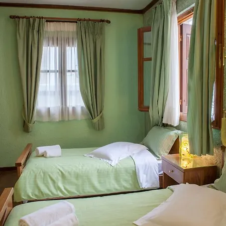 Xenios Zeus Apartment *